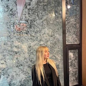 Yulia Muscles escort in Paris offers Ejaculation dans la bouche services
