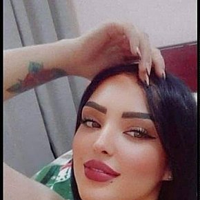 Haya escort in Beyrouth offers Masaje sensual de cuerpo completo
 services
