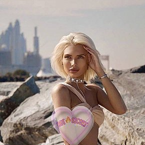 Chanel Ragazza Fitness escort in Duesseldorf offers Bacio alla francese services