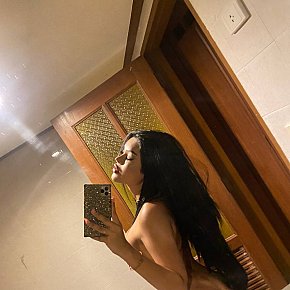 Linly escort in 