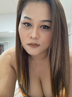 Annie-Chubby Matură escort in Bangkok