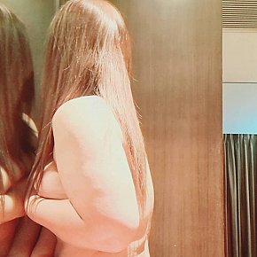Annie-Chubby Matură escort in Bangkok