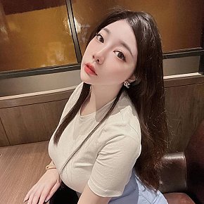 Chan-Chan Entièrement Naturelle escort in Kuala Lumpur offers Pipe sans capote services