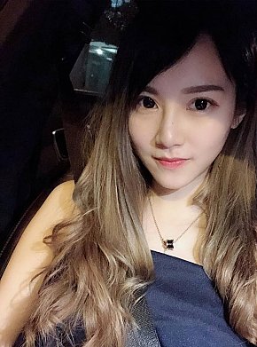 Kinsley Completamente Naturale escort in Kuala Lumpur offers Massaggio erotico services