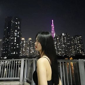 Vivian Colegiala escort in Kuala Lumpur offers Experiencia de Novia (GFE)
 services