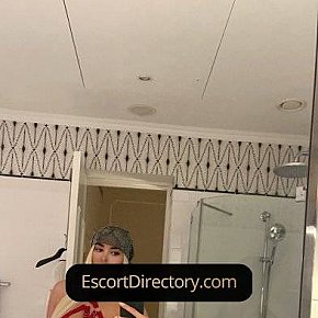 Jasmyn escort in  offers Fingering services
