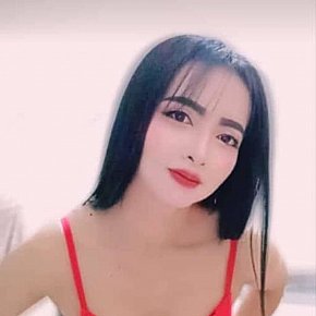 Lana escort in Muscat offers Experiência com garotas (GFE) services