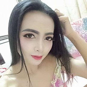 Lana escort in Muscat offers Experiência com garotas (GFE) services