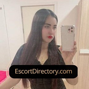 Ameena escort in Muscat offers Fingering services