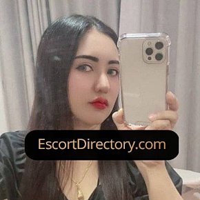 Ameena escort in Muscat offers Fingering services