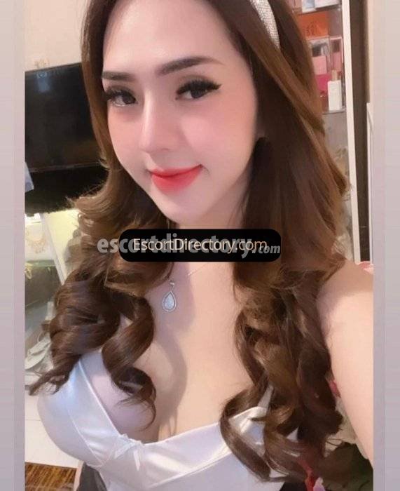 Naisha escort in Doha offers Masturbare services