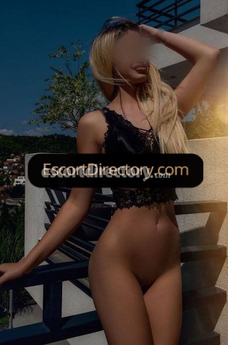 Serena Vip Escort escort in  offers Sexo em diferentes posições services