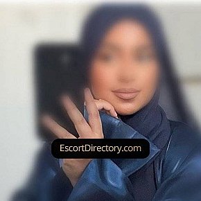 Jasmine Delicada escort in Muscat offers Masturbação services