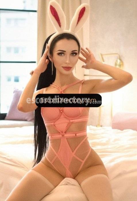 Lola escort in Wien offers Pipe sans capote services
