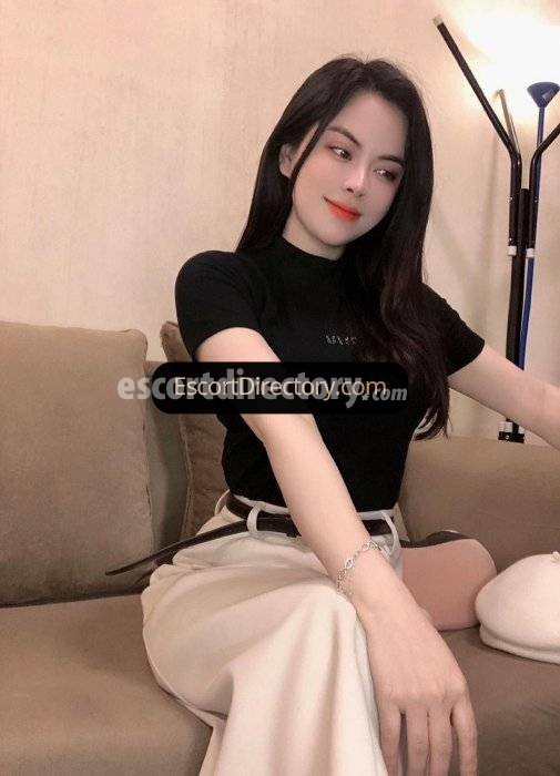 Elena Vip Escort escort in Singapore City offers Ejaculation sur le corps services