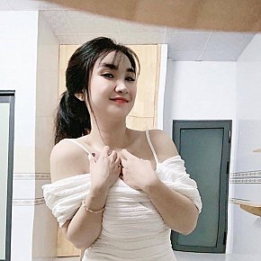 Ngan escort in Salalah  offers Embrasser avec la langue services