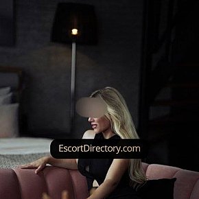 Mandy Vip Escort escort in Rotterdam offers Branlette services