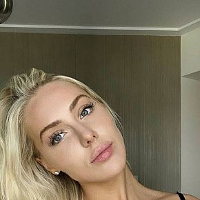 Amber escort in  offers Web cam services