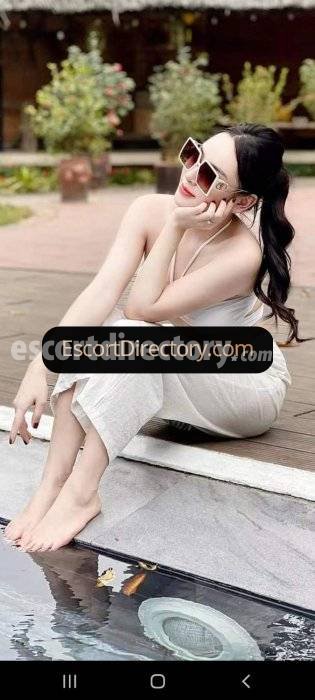 Ana escort in Singapore City offers Masaje erótico
 services