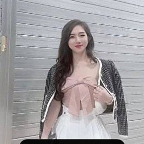 Ana escort in Singapore City offers Masaje erótico
 services