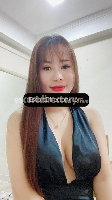 Elsavn escort in  offers BDSM services