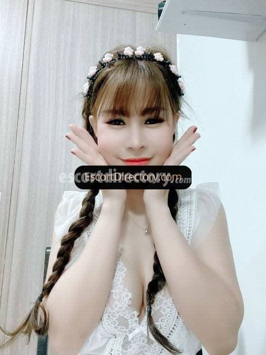 Elsavn escort in  offers BDSM services
