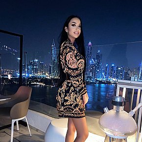 British-Karina escort in London offers Sega services