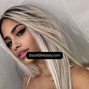Mia Mignonă escort in Madrid offers Oral fără Prezervativ services