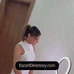 Wedad Pequeña Y Delgada escort in  offers Venida en la boca
 services