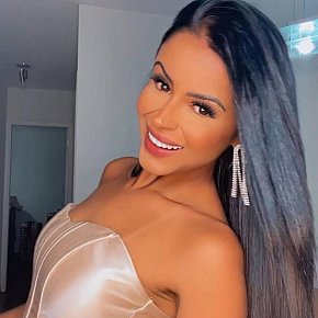 Alice Étudiante escort in São Paulo offers Branlette services