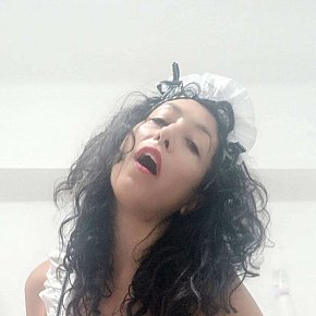 italianSubmissive escort in Valencia offers Sexo Anal
 services