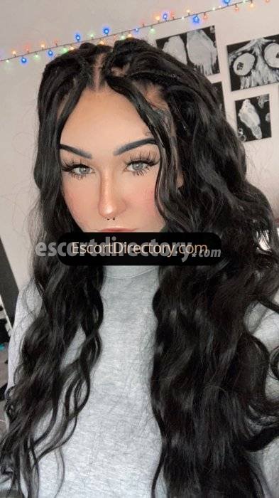 Isabella Vip Escort escort in Prague offers Fotos privadas
 services