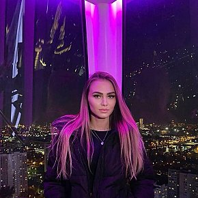 Ashley escort in 