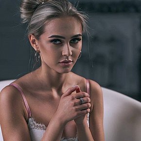 Ashley escort in 