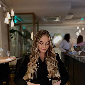 Ashley escort in 