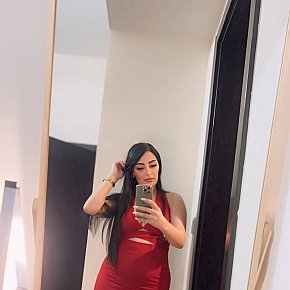 MAYA escort in Dubai offers Sesso in posizioni diverse services