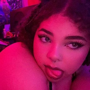 Stargodess escort in Montreal offers Full Body Sensual Massage services