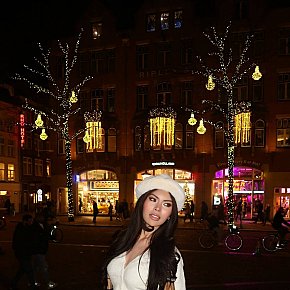 Lady-Oishi Vip Escort escort in Tel Aviv offers Girlfriend Experience (GFE) services