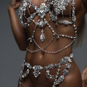 Bella Mûre escort in Juffair offers Experience 