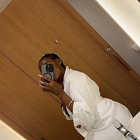 Nicki-Bbe escort in Riyadh offers Oral fără Prezervativ services