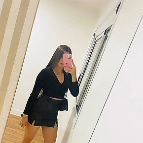 Summer Matură escort in  offers Masaj Senzual Integral services
