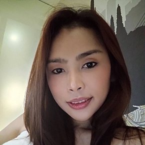 Gina escort in Bangkok offers Lencería
 services