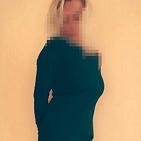 Blonde-Mature-Lady Mûre escort in Bucharest