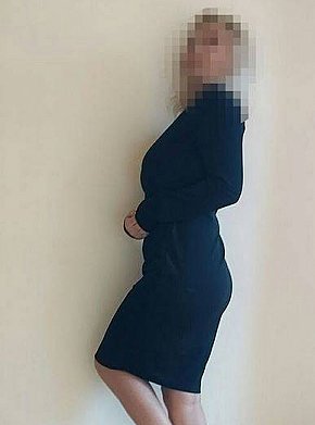 Blonde-Mature-Lady Mûre escort in Bucharest