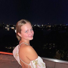 Linda Muscular escort in Amsterdam offers Sexo em diferentes posições services