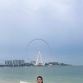 Hana Super-forte Di Seno escort in Dubai offers Deep Throat (Gola profonda) services