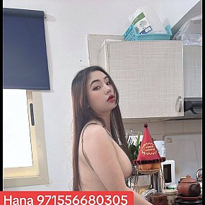 Hana Super-forte Di Seno escort in Dubai offers Deep Throat (Gola profonda) services