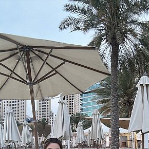 Hana Super-forte Di Seno escort in Dubai offers Deep Throat (Gola profonda) services