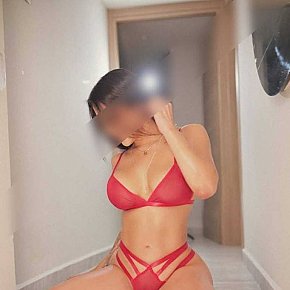 Amanda Vip Escort escort in  offers Mamada sin condón hasta terminar
 services