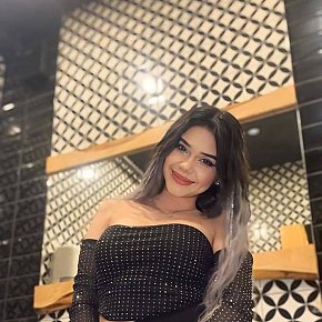Naz escort in Izmir